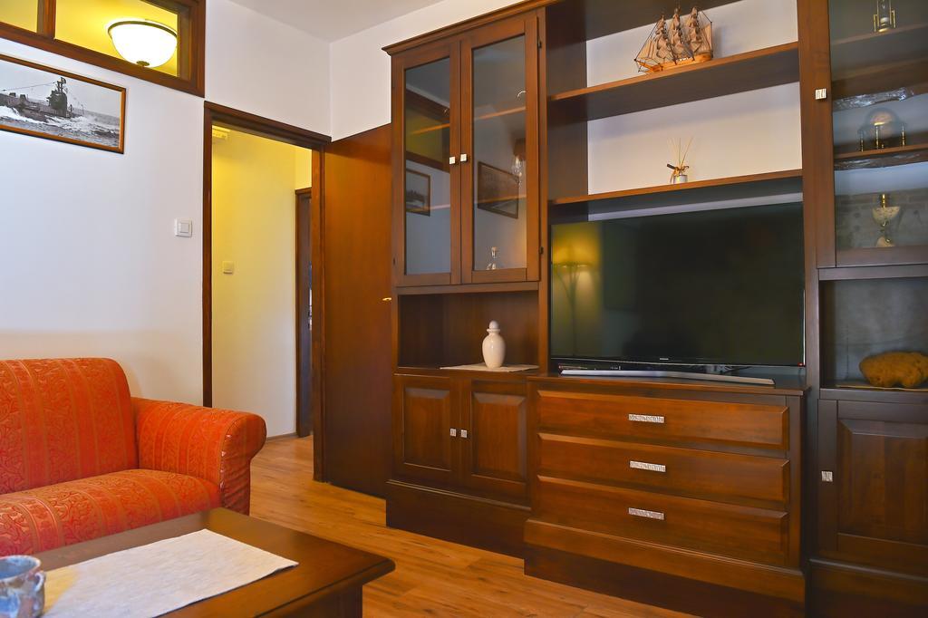 Antique Apartment Arsenale Ровинь Экстерьер фото